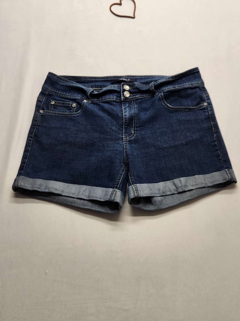 ⭐️Karen T Denim Shorts Size 16 Blue Dark Wash Cuffed Embellished Pockets